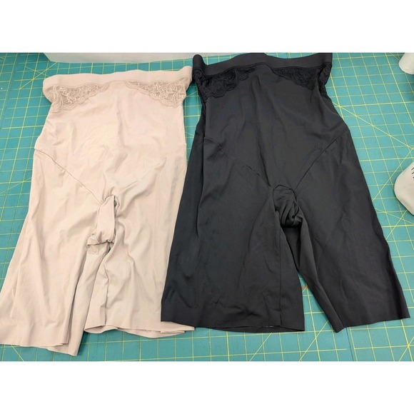Maidenform Other - Maidenform Shapewear Women's XL Grip Rubber on Legs Waist Bathroom Hole Set of 2
